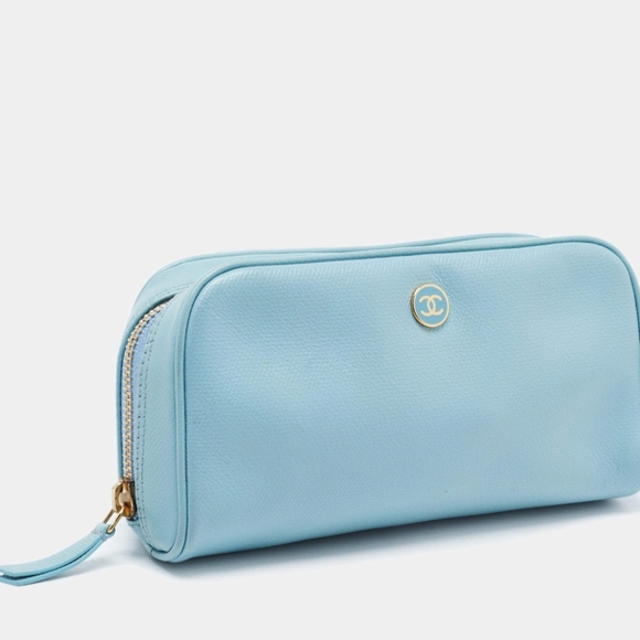 CHANEL Light Blue Cosmetic pouch - Picture 3 of 10